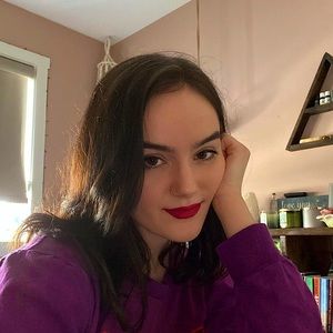 Meet your Posher, Isabella